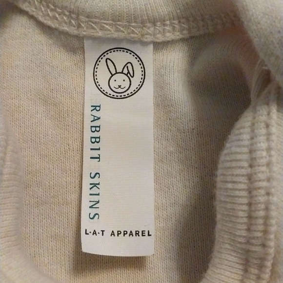 1st Birthday Outfit - Picture 4 of 6